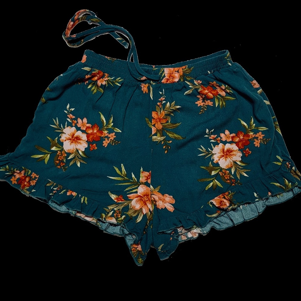 AE Ruffle Shorts
